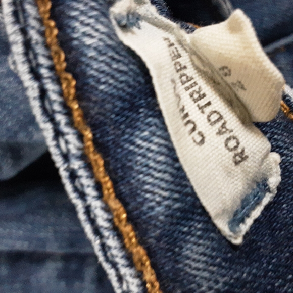 2/$20 Madewell curvy roadtripper high rise jean in size 28 - Picture 6 of 9